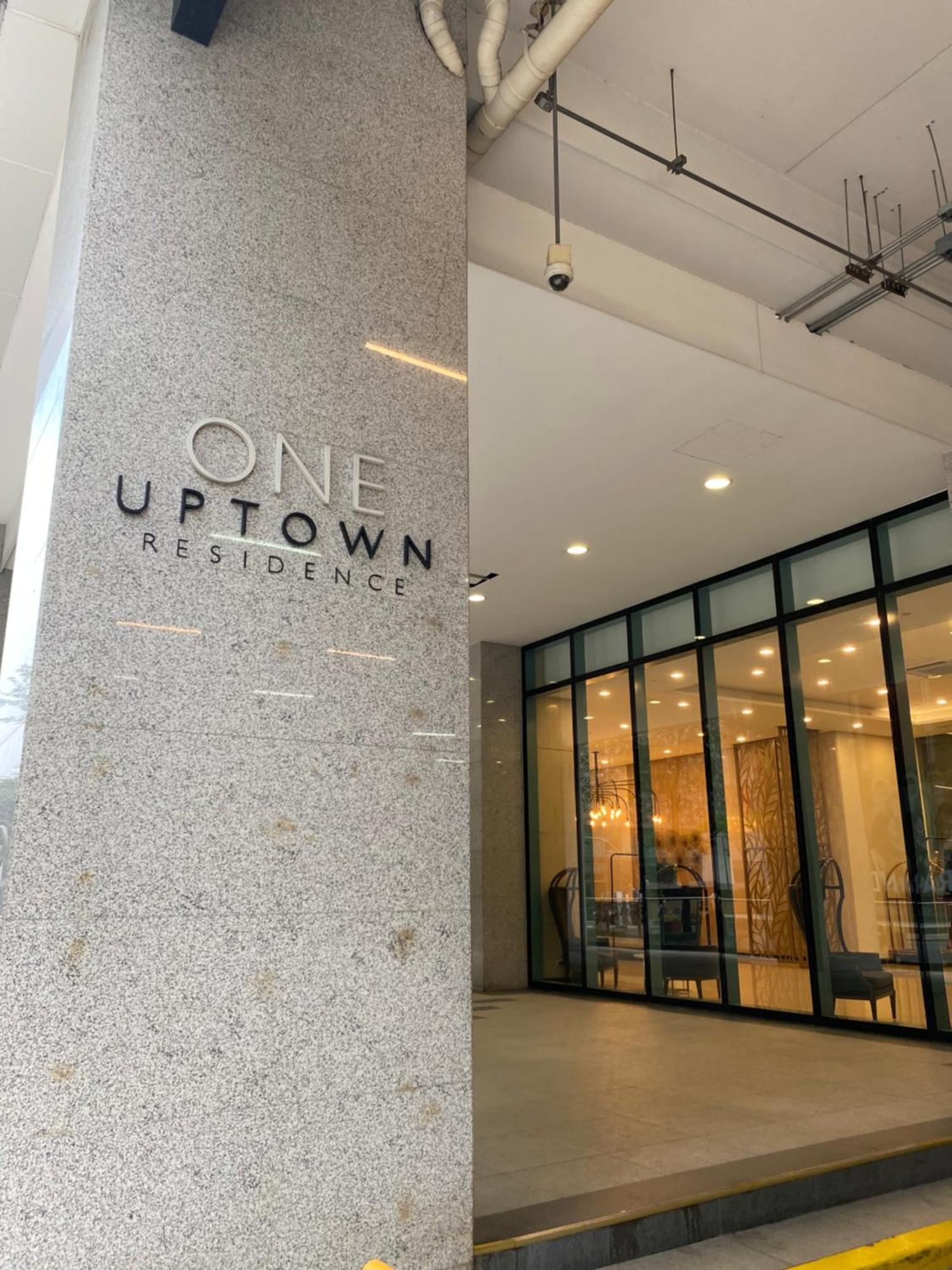1 Bedroom Uptown Bgc Across Uptown Mall マニラ市 エクステリア 写真